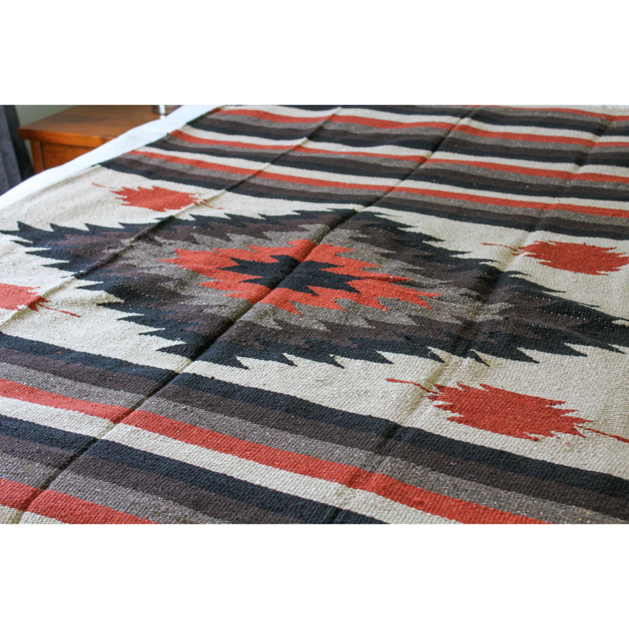 Diamond Centred Blanket - Mexican Made - Saltillo